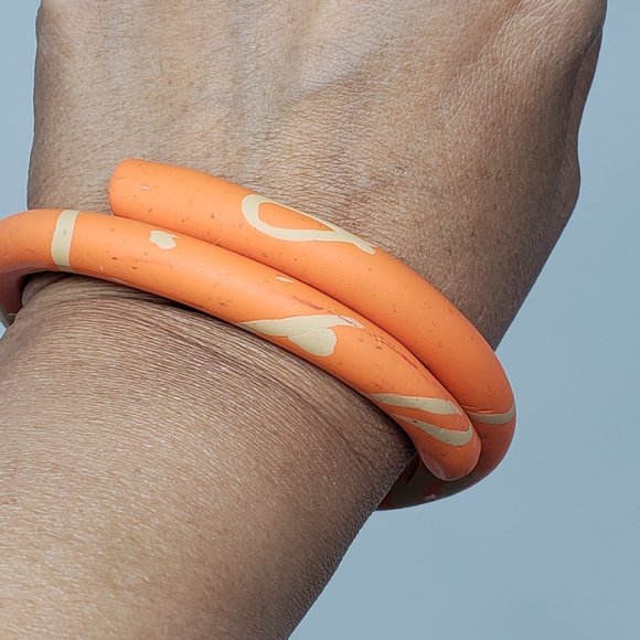 Banglet - Picture 1 of 1